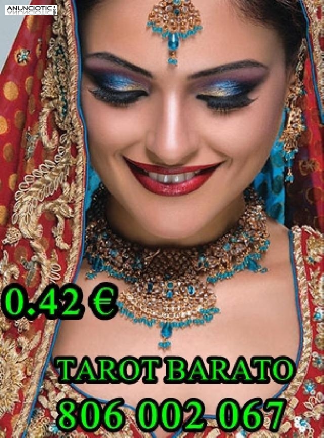 Tarot telefonico barato 0.42 LUCIA SANZ 806 002 067