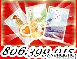 Especialista en tema de amor  Tarot y videncia de Maria Padilla 806.399.015