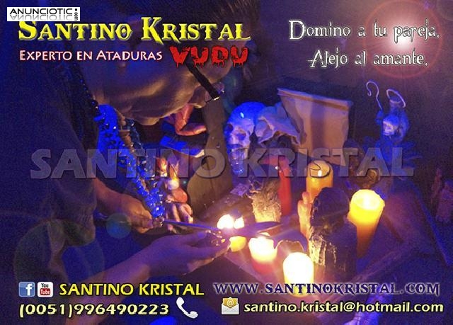 SACERDOTE VUDU SANTINO KRISTAL realiza ALTAMAGIA