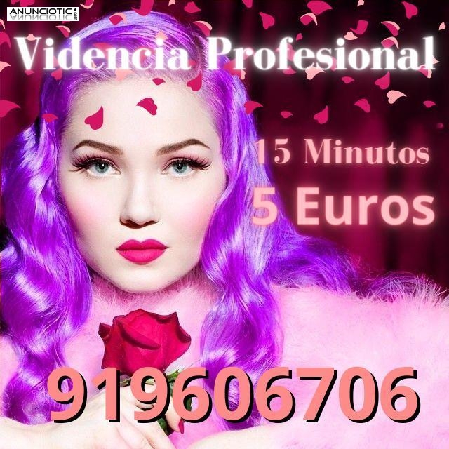 Tarot videncia y médium profesionales£,^$;