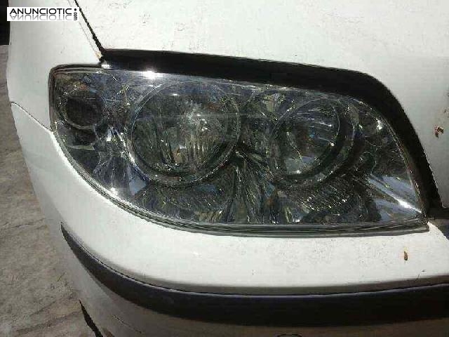 Faro der. de fiat - punto