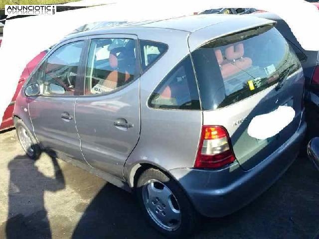 Porton trasero de mercedes - clase a