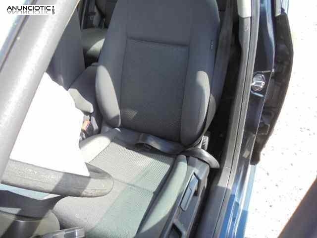 Elevalalunas volkswagen golf 5m0839462