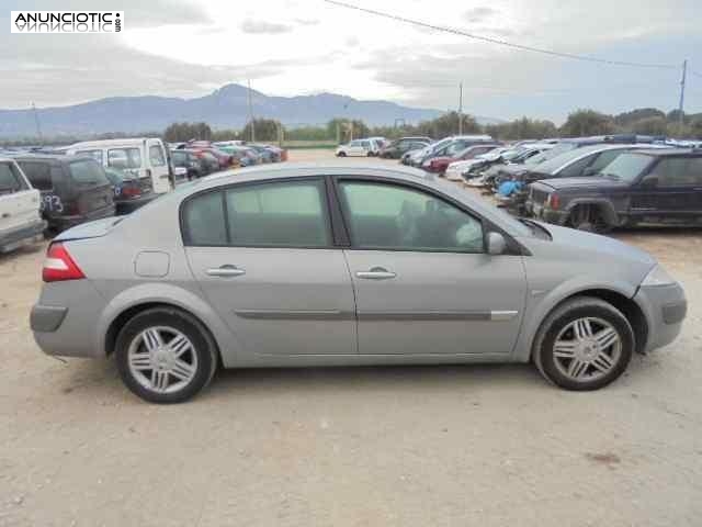 Elevalalunas renault megane 8201010921