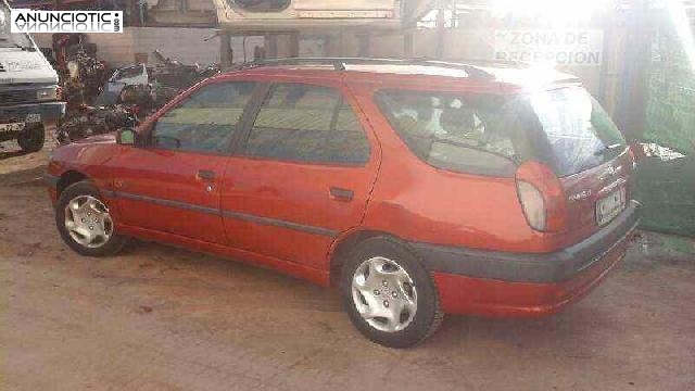 Porton trasero de peugeot - 306