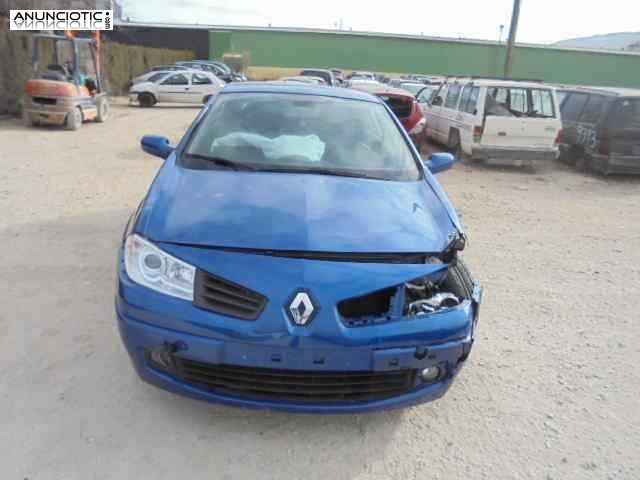 Elevalalunas renault megane 8201010931