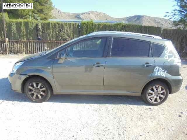 Despiece de toyota corolla verso (r1)