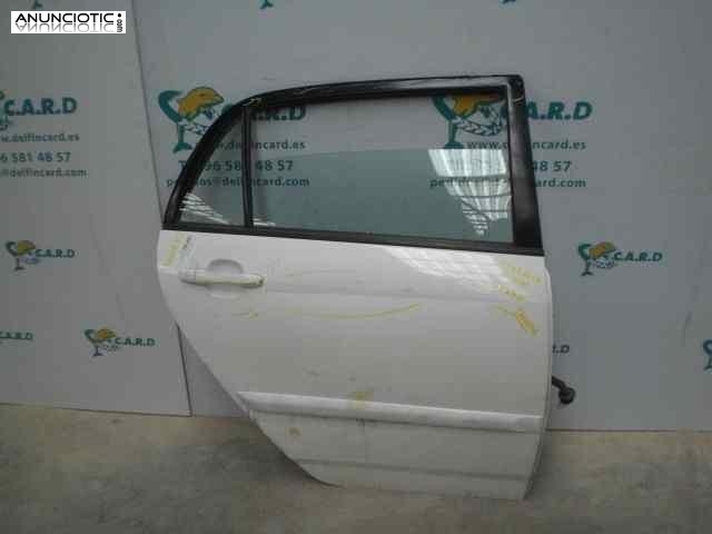 Puerta trasera derecha 2671016 toyota