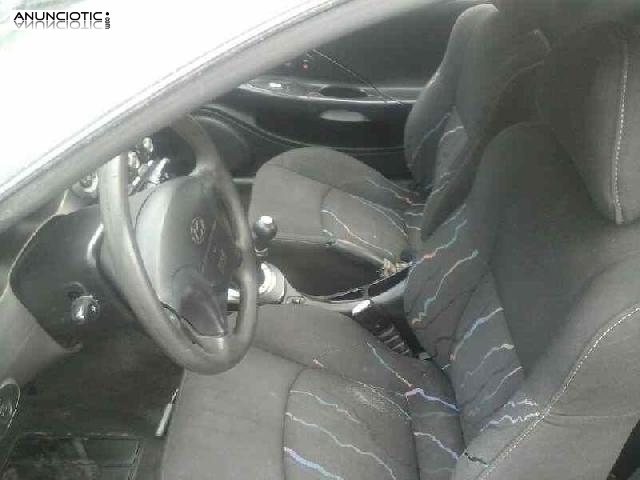 Despiece completo de hyundai coupe (j2)