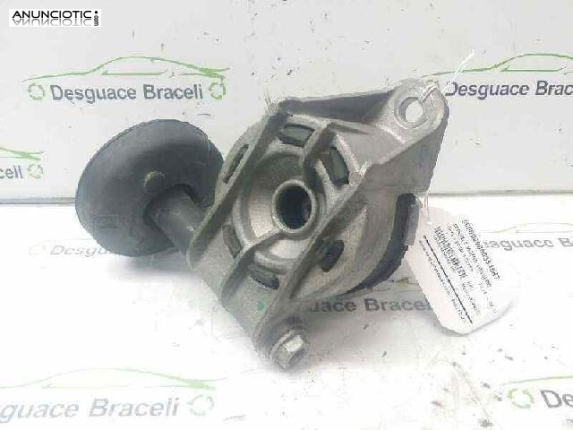 Soporte motor trasero de opel meriva