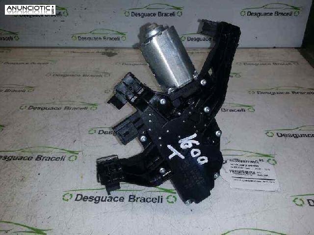 Motor limpia trasero de peugeot 207