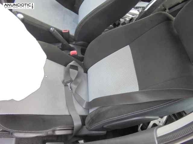 Asiento delantero izquierdo 3836749