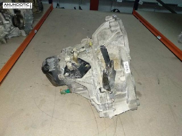 1134682 caja nissan micra acenta