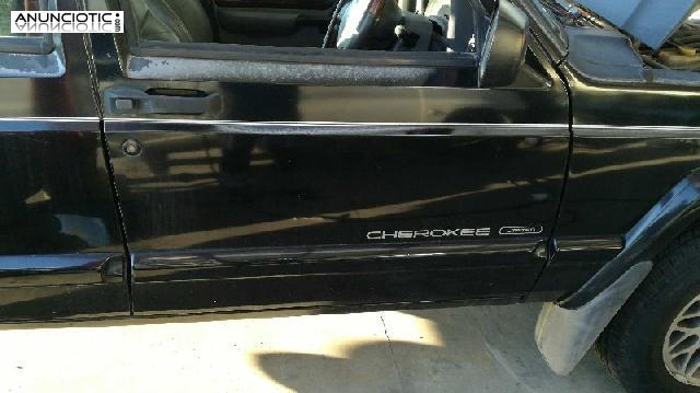 1182158 puerta jeep cherokee 4.0 limited