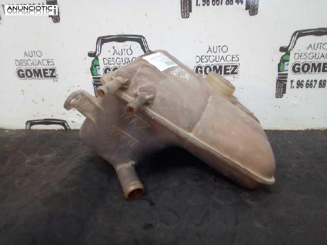 1218243 deposito ford focus berlina