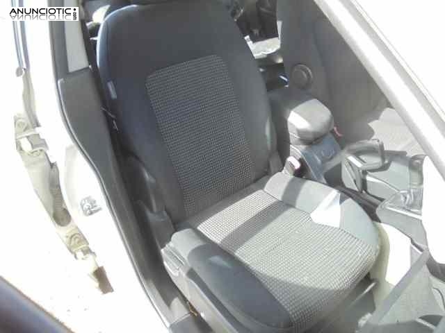 Asiento delantero derecho 4078596