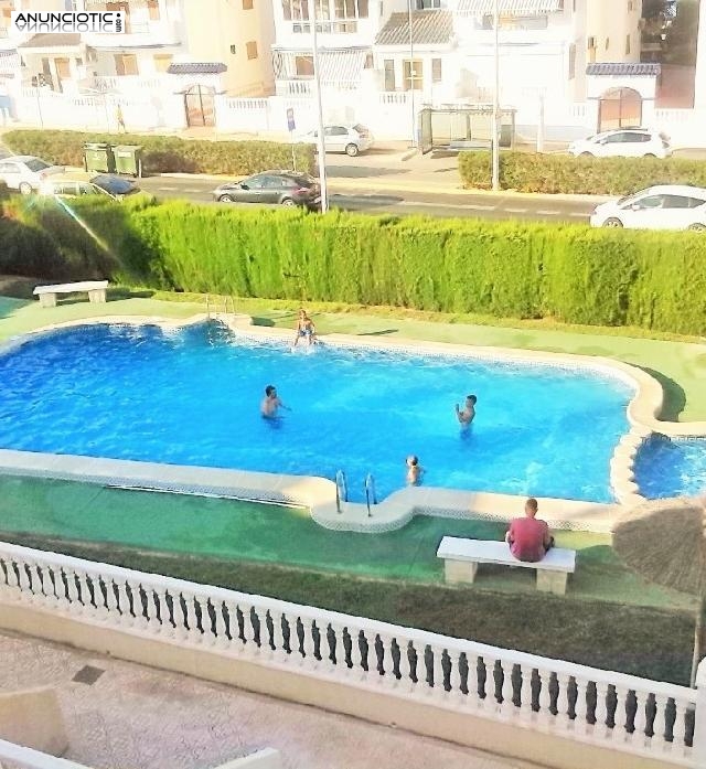 Duplex La mata 3 dormitorios con sotano y piscina Torrevieja