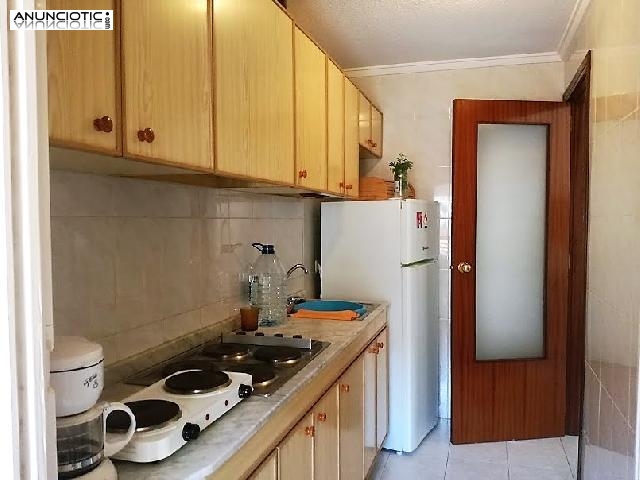 Apartamento 1 + 1 dormitorio  con piscina centro Torrevieja