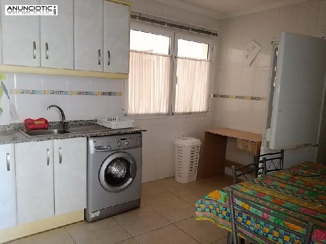 Piso 4 dormitorios  2 baños centro Torrevieja