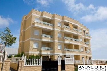 MIRADOR DE TORREVIEJA.-Planta baja con jardín