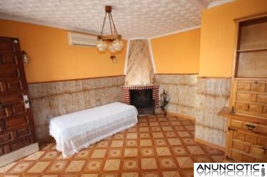 TORREVIEJA BUNGALOW,AMPLIO JARDIN SIN VECINOS 2 HABS 56.000 EUROS