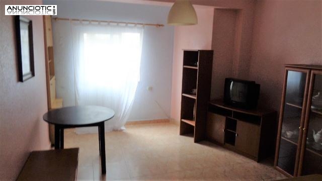 Apartamento a tan solo 100 metros de la Playa de Acequión, Torrevieja