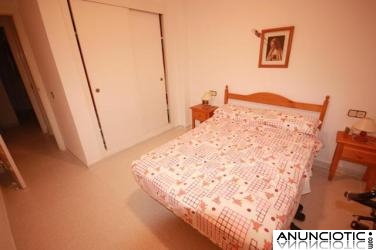 TORREVIEJA,MUY CERCA PLAYA 3 HABS,PISCINA,69.900 EUROS