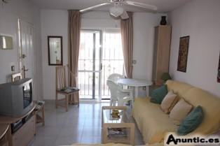 TORREVIEJA,BUNGALOW CON GRAN SOLARIUM PRIVADO 2 HABS 69.000E 