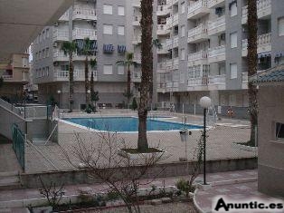 TORREVIEJA 2 HABS,PISCINA,59.000 EUROS.CERCA PLAYA 