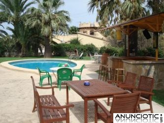 Denia (Alicante) Chalet con piscina 12 pers. 4 baños. Oferta invierno