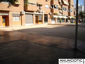 SE VENDE LOCAL COMERCIAL ¡¡EXCELENTE UBICACIÓN!!