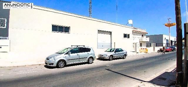 Alquiler nave 700 m2 polígono Torrevieja 