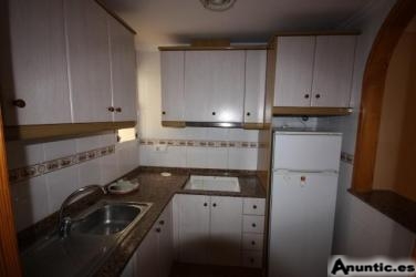 TORREVIEJA,2 HABS APARTAMENTO AL LADO PLAYA.66.000 EUROS 