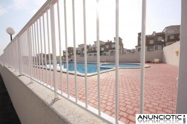 TORREVIEJA ALTOS DE LA BAHIA VISTAS AL MAR  2 HABS 89.000 EUROS 