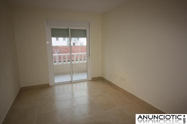 TORREVIEJA 4 HABS ZONA CENTRO,2 TRASTEROS 119.000E 