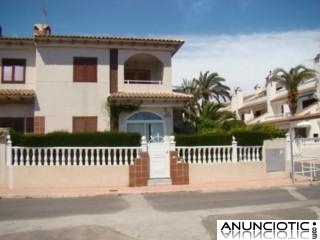 ORIHUELA-COSTA,BUNGALOW PLANTA BAJA 2 HABS,PISCINA,PARKING,CERCA PLAYA,VISTAS AL MAR 75.000E