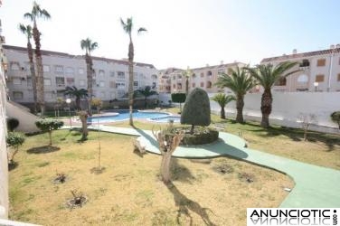 TORREVIEJA 1 HABS PISCINA,CERCA PLAYA 45.900 EUROS