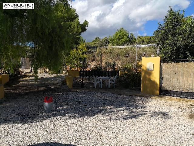 ocasion huerta con arboles frutales y chimenea