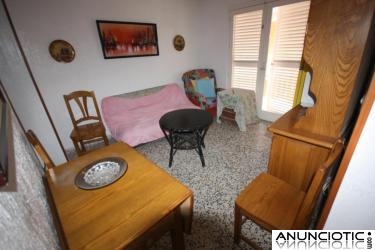 TORREVIEJA PRIMERA LINEA PLAYA 2 HABS 69.000 EUROS.