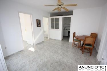 TORREVIEJA,ADOSADO  DUPLEX 2 HABS 52.000 EUROS