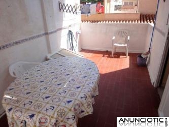 TORREVIEJA,BUNGALOW CON PISCINA,SOLARIUM.29.000 EUROS