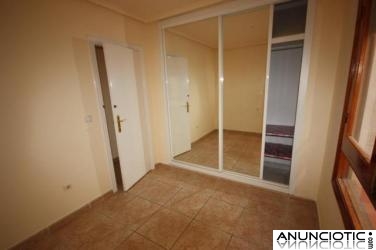 TORREVIEJA 3 HABS CERCA PLAYA MUY AMPLIO 59.999 EUROS