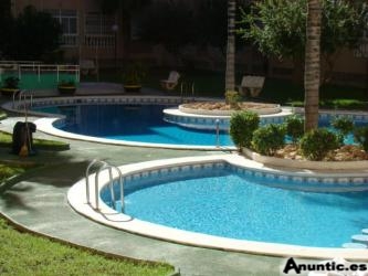 TORREVIEJA,CERCA EL PUERTO,PISCINA,59.000 EUROS. 