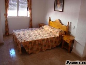 TORREVIEJA 3 HABS,PISCINA,CERCA PLAYA 98.000 EUROS. 