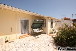 TORREVIEJA BUNGALOW AMPLIO JARIDN 3 HABS 50.000 EUROS 