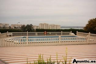 PLAYA DE LA MATA 49.000 EUROS.PISCINA,PARKING. 