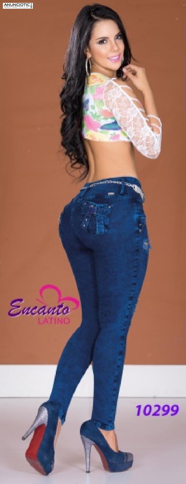 (Auténticos jeans levanta Cola en EncantoLatino.es)