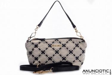 Ropa moda  ,bolsos :LV,GUCCI,PRADA etc.£º www.bolsos-marca.com