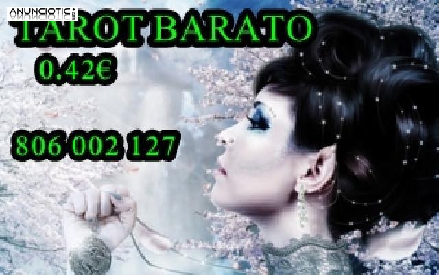 Tarot telefónico barato 0.42 LUCIA SOLVEZ 806 002 127