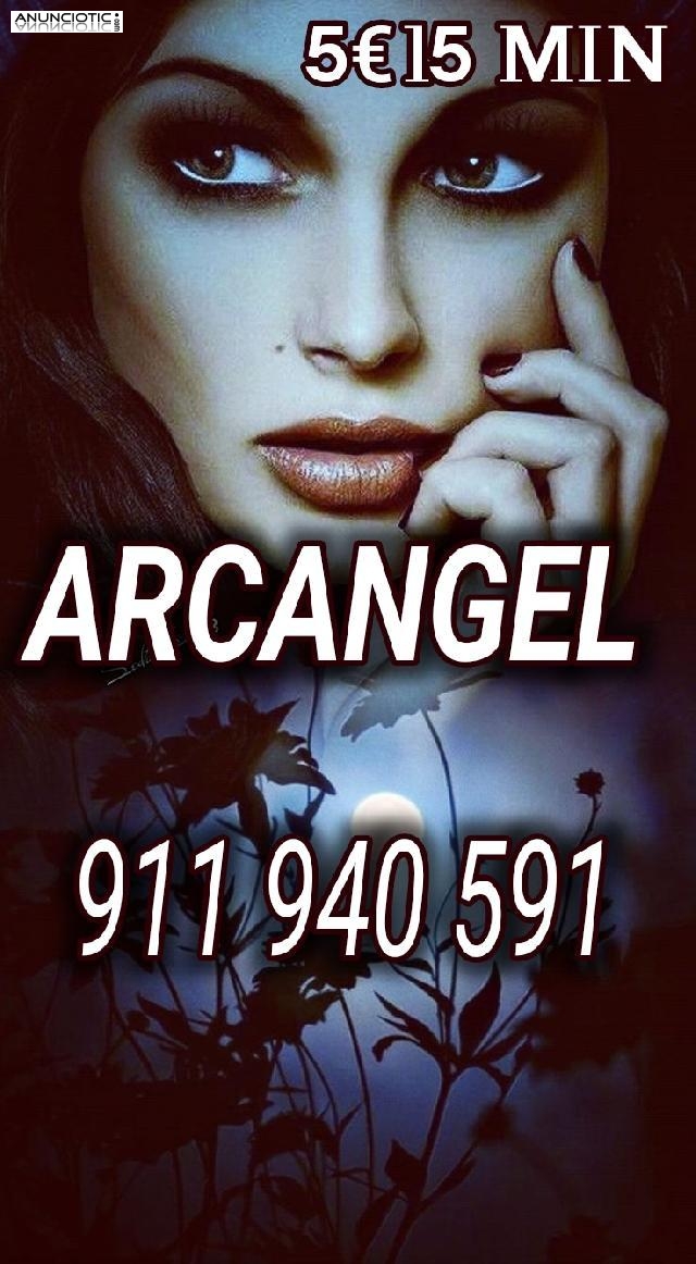 Arcangel tarot y videntes 15 minutos 5 euros .oferta visa 